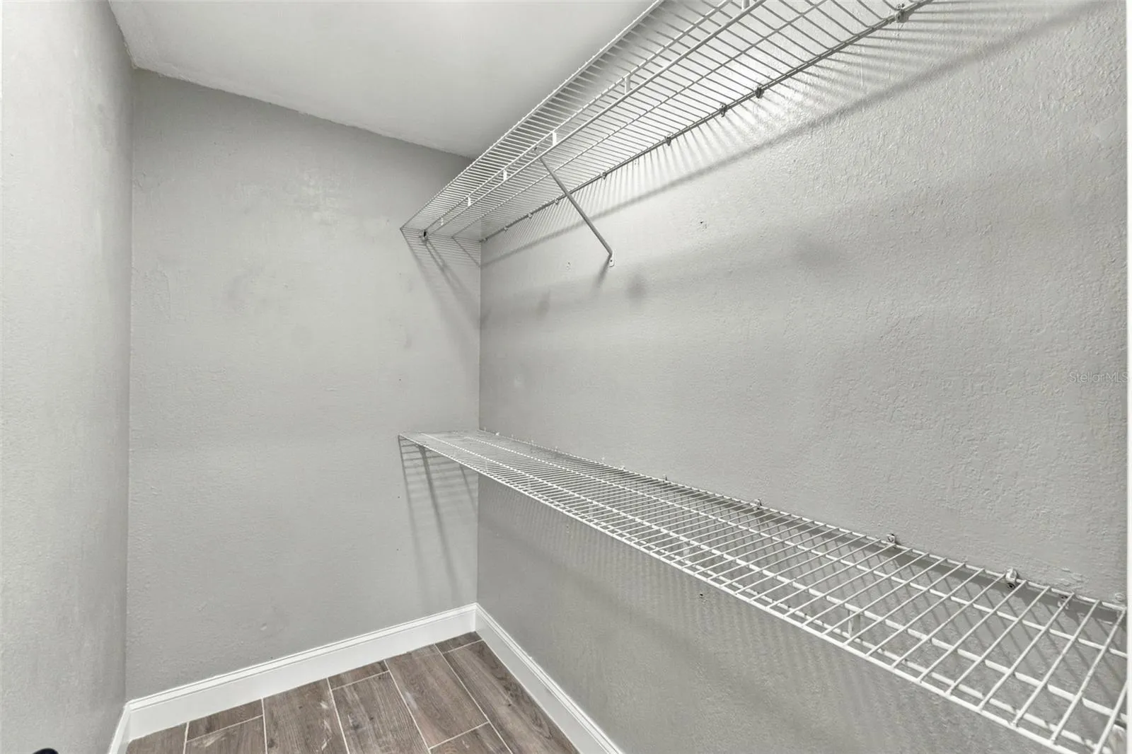 Walk-in closet