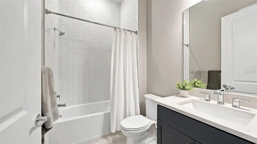 2nd bathroom