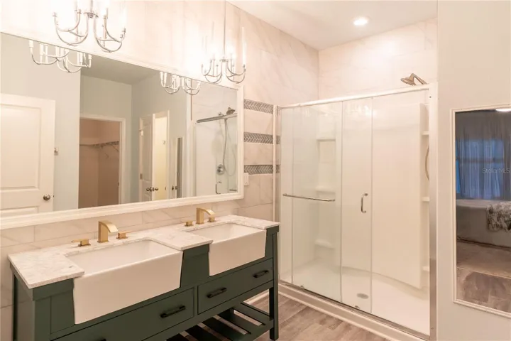 Primary bath