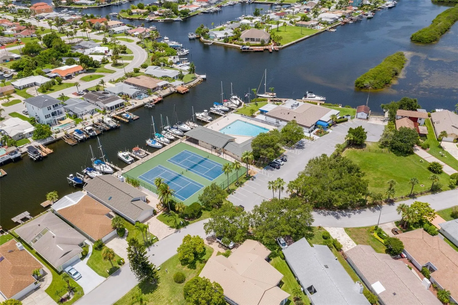 GULF HARBORS YACHT CLUB- optional membership