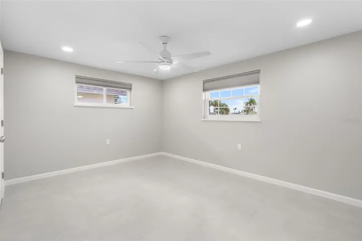 Front guest bedroom