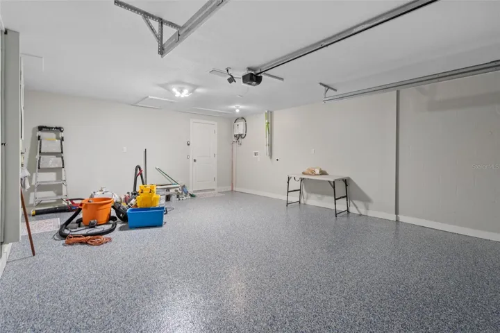 Garage with BRAND NEW epoxy flooring
