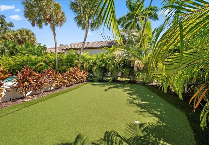 Get your practice shots in on this multi level putting green!
