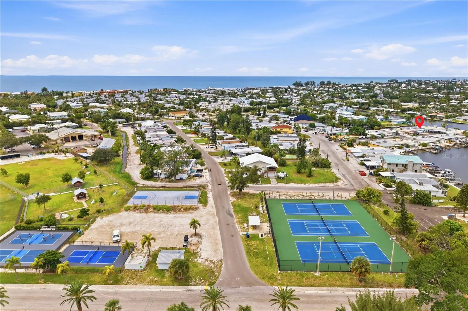 FREE USE OF HOLMES BEACH PARKS 1 STREET OVER