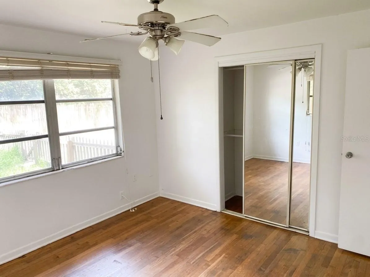 Back unit Bedroom 1