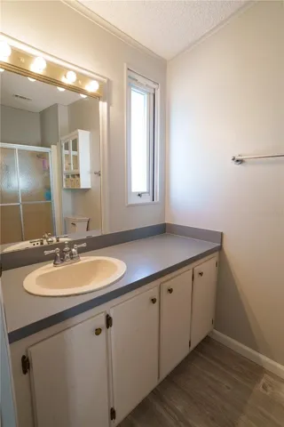 Primary En-Suite