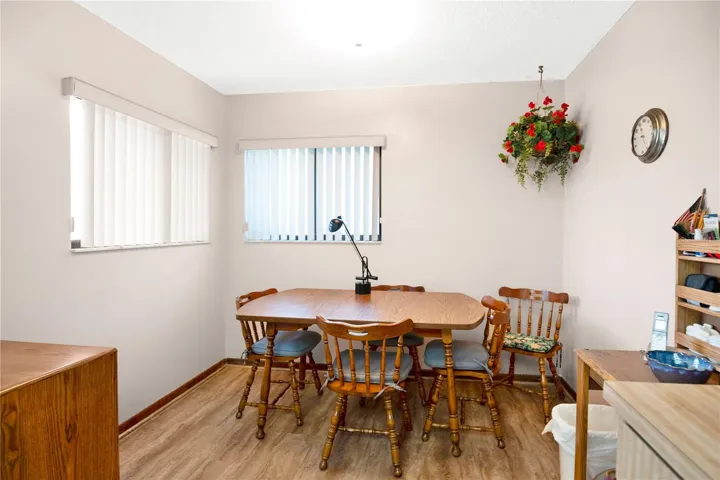 Breakfast nook