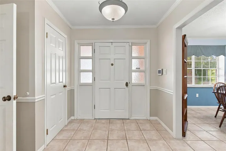 Interior entryway