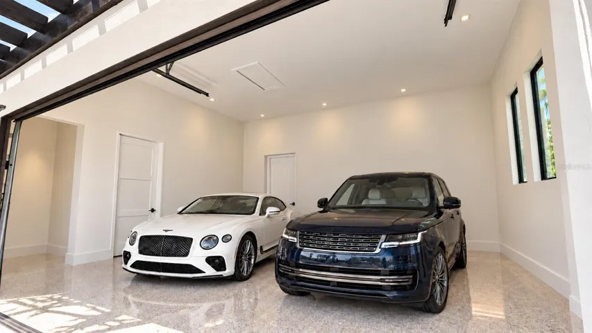 Garage, with virtual staging