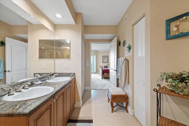 Primary bath