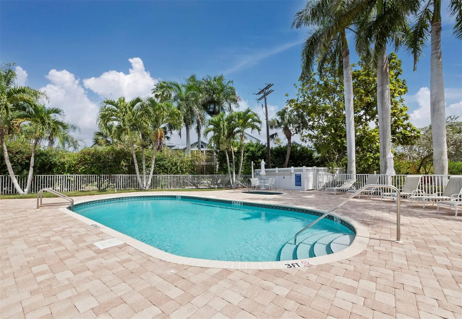 Community pool