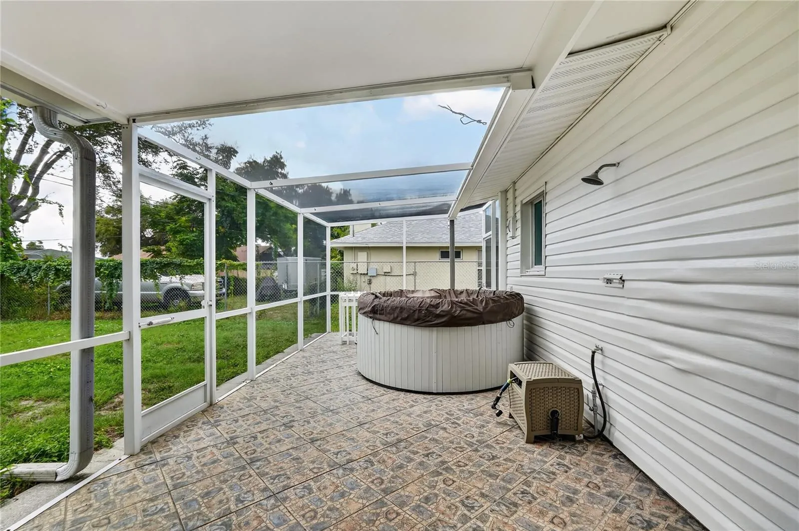 Screened in Patio
