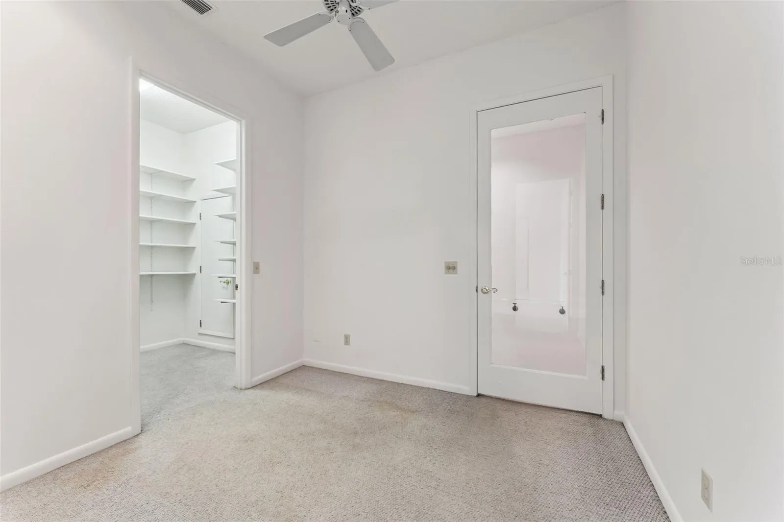 Bonus room and huge walk in closet