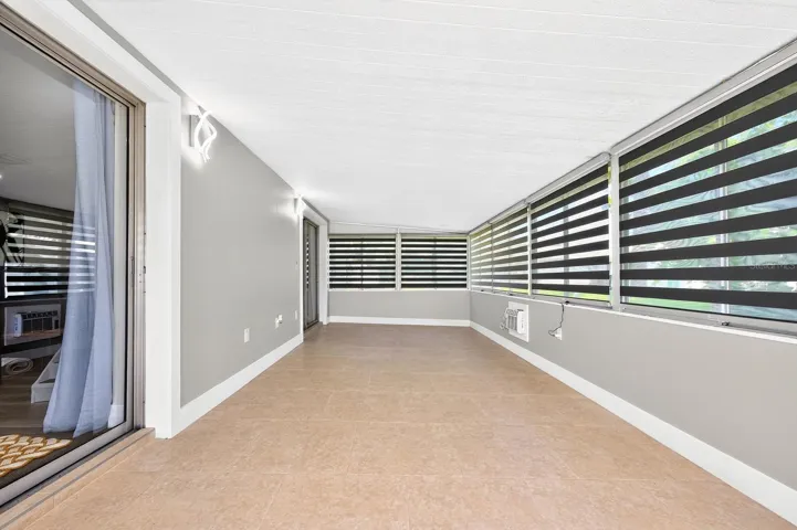 Enclosed Lanai.