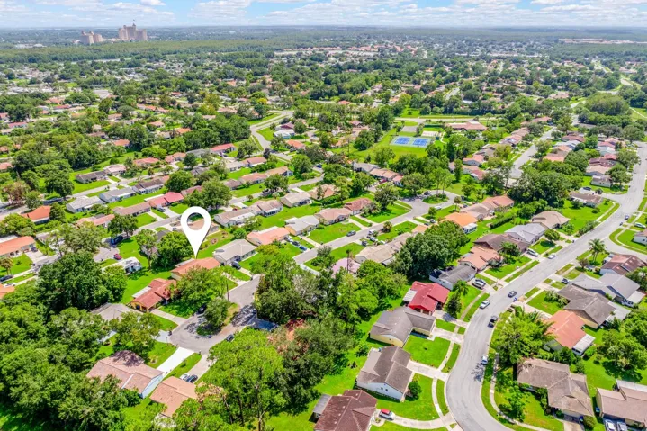 Fantasitc location close to the community amenities and area attractions!