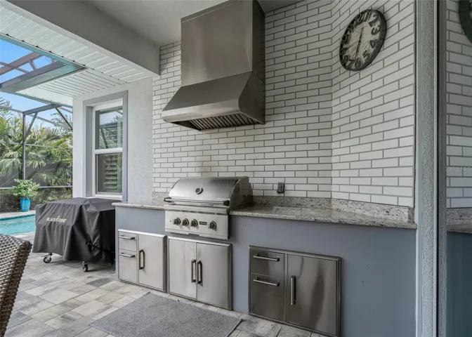 Outdoor Kitchen for Entertaining