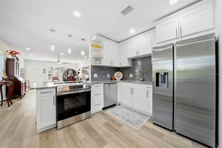 Kitchen 1