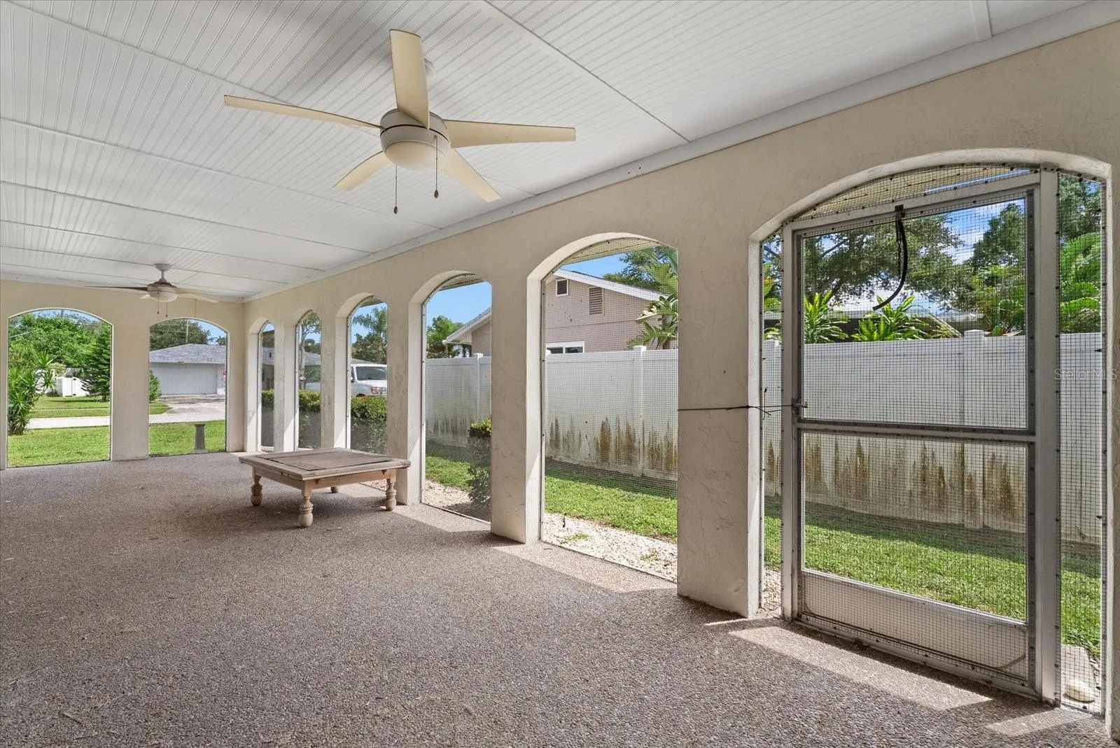 Large Lanai 9 x 33