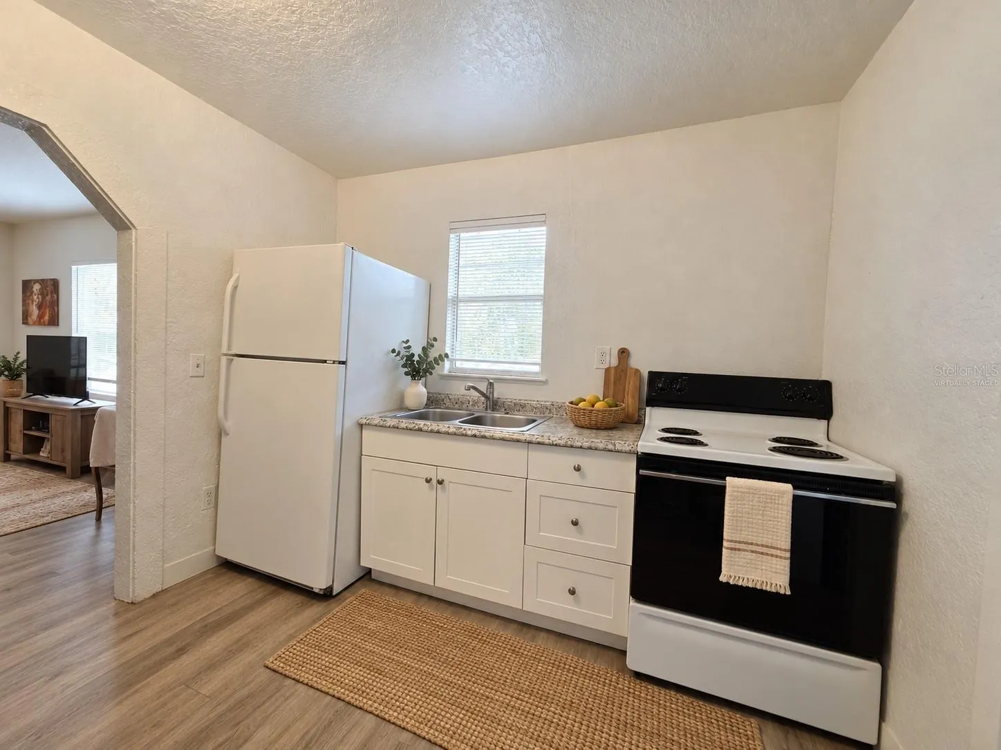 Kitchen - - virtually staged