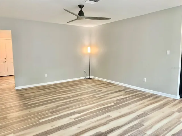 Flex Room