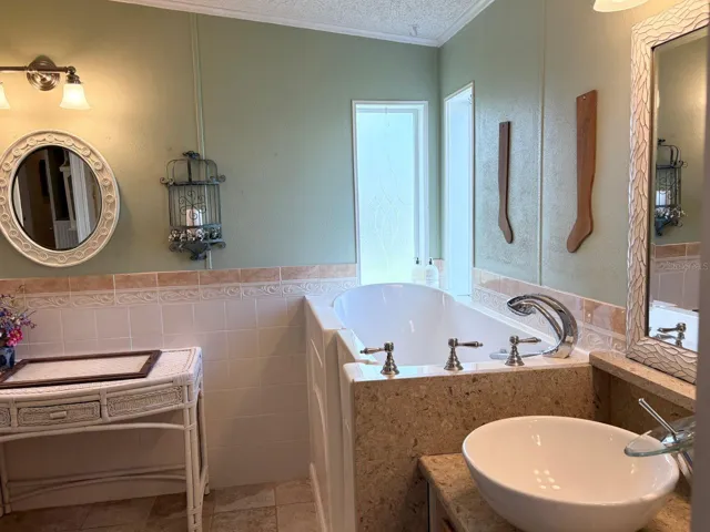 En-suite with water room and shower