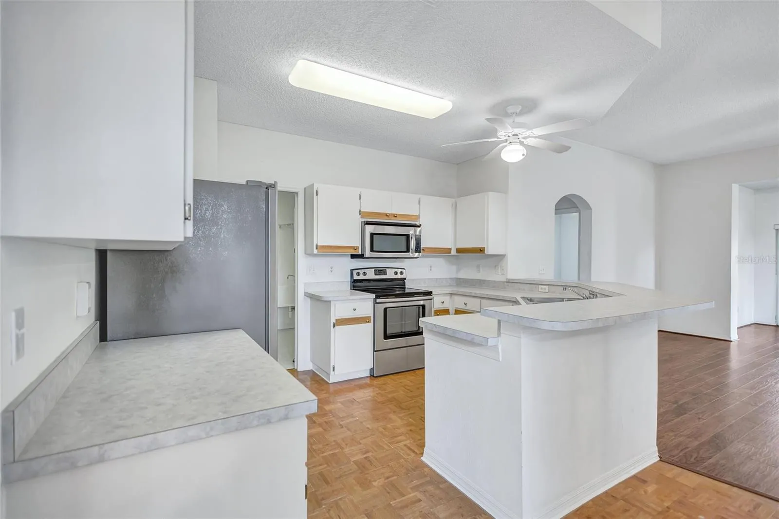 Island Kitchen