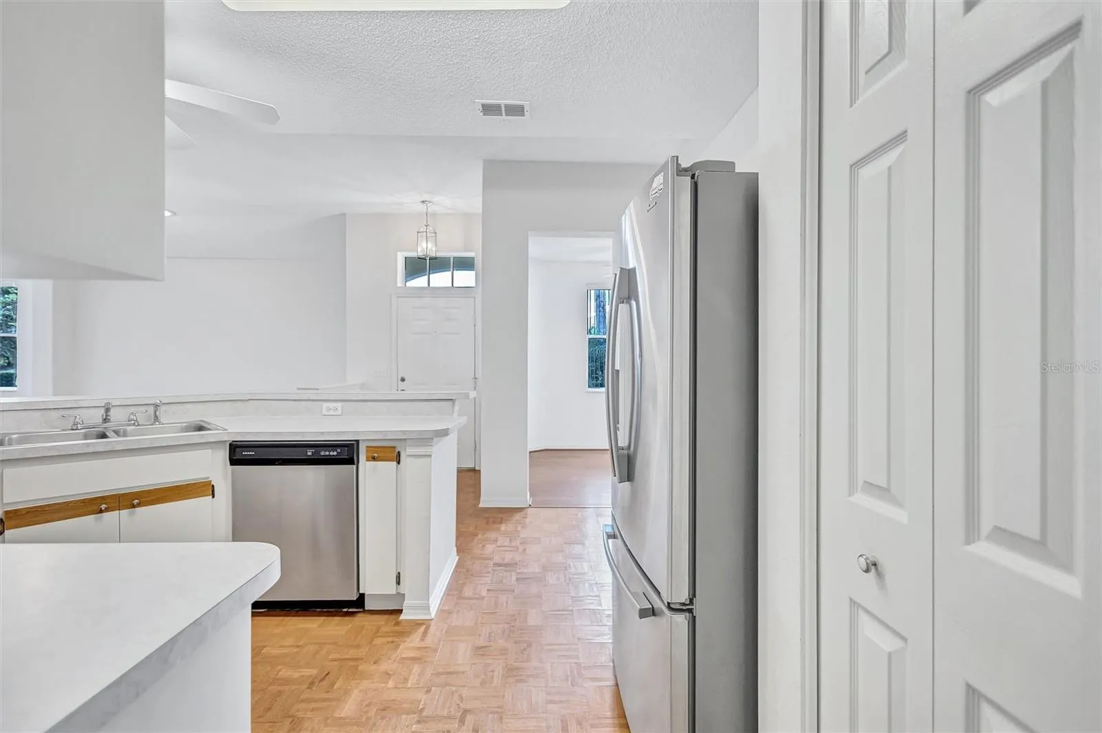 Large Kitchen
