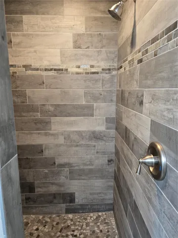 Primary shower
