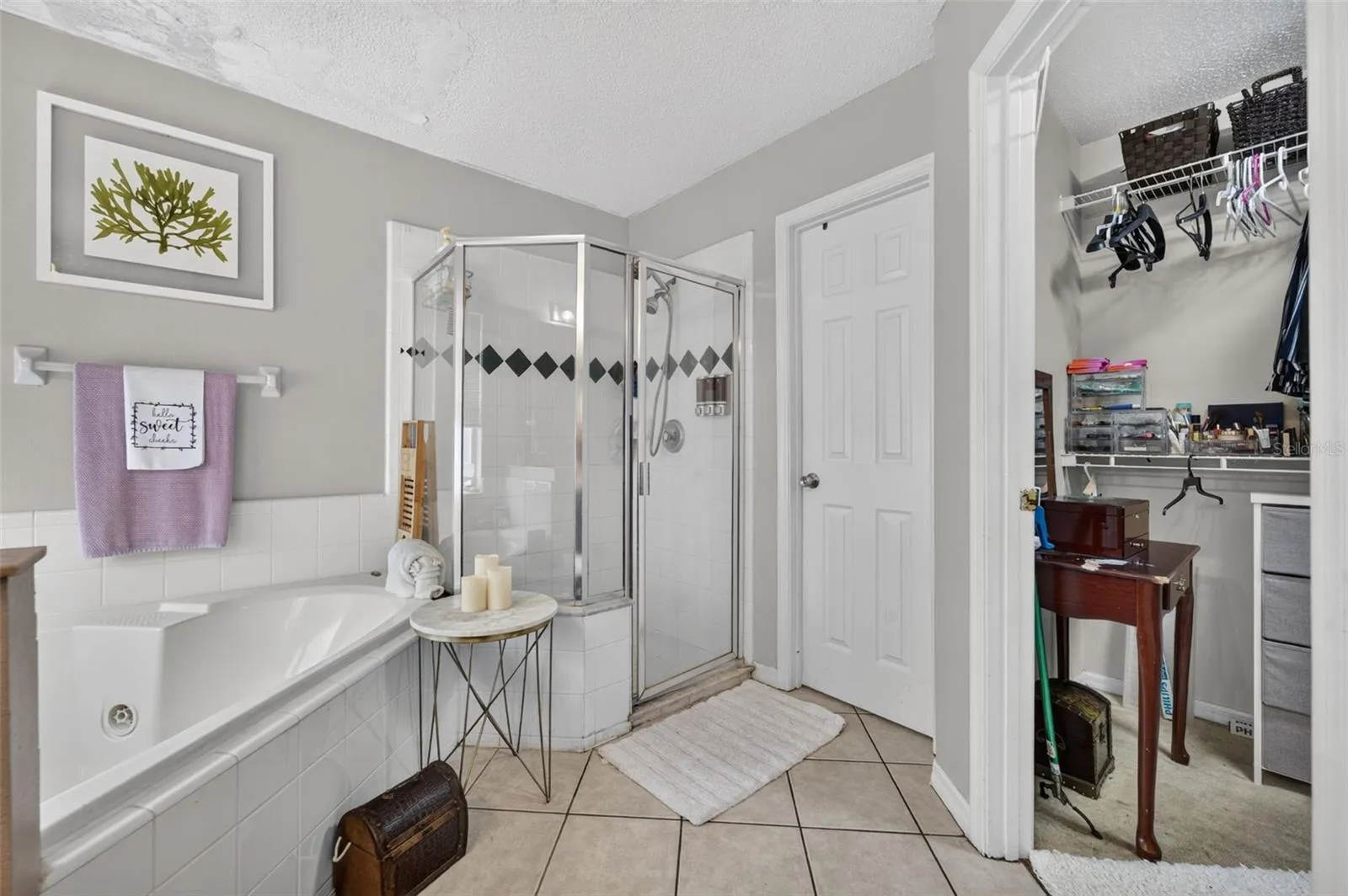 Soaking Tub/Shower