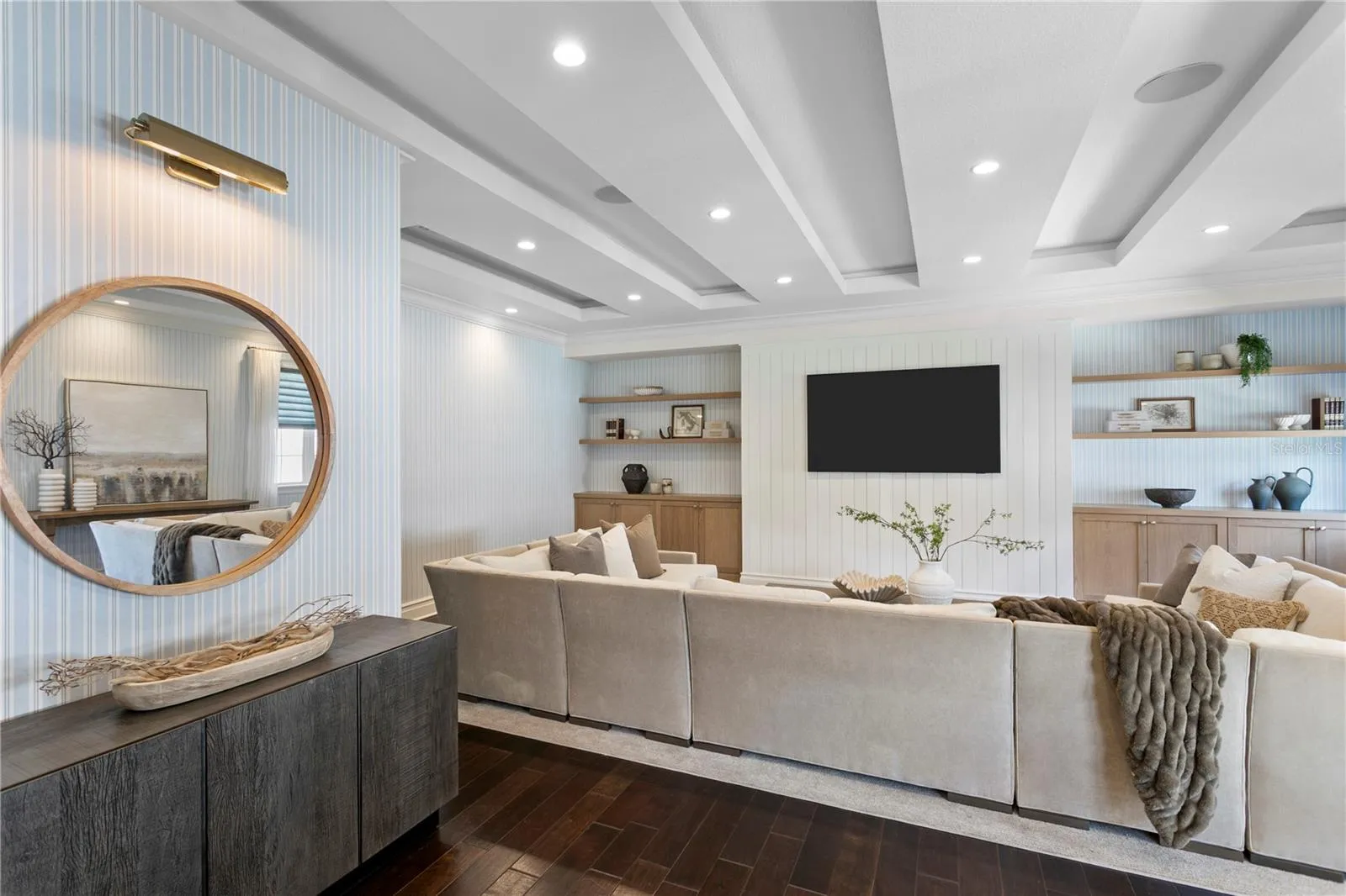 Family room - 2nd Floor