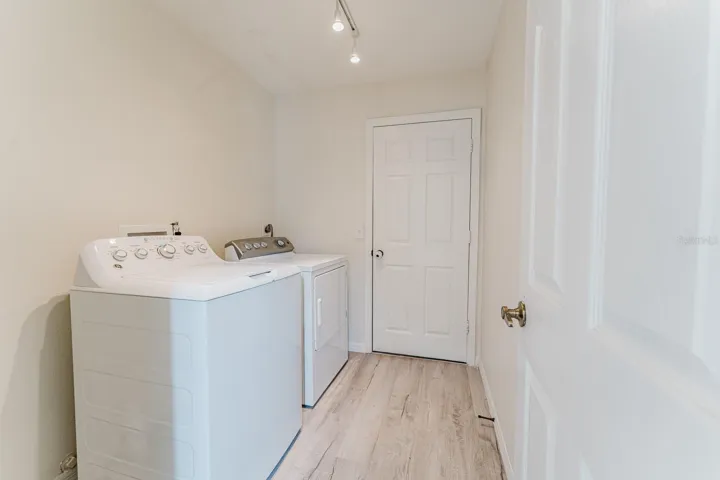 IndoorLlaundry