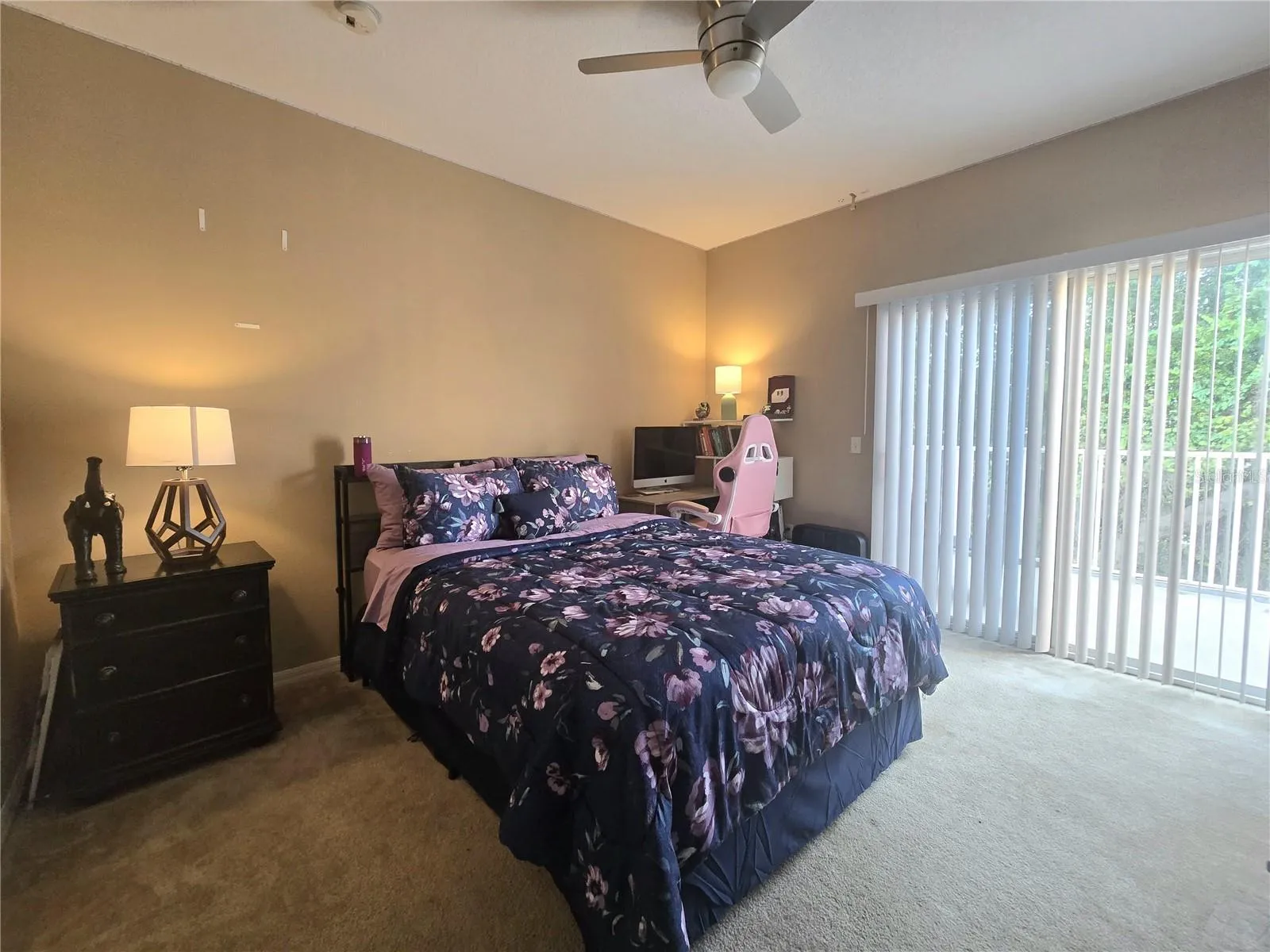 Primary Bedroom (2nd Floor)