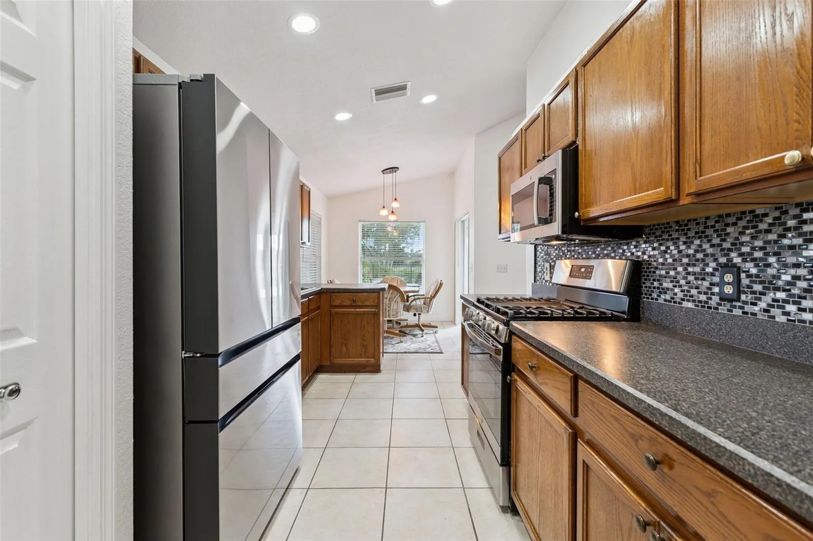Glass tile backsplash