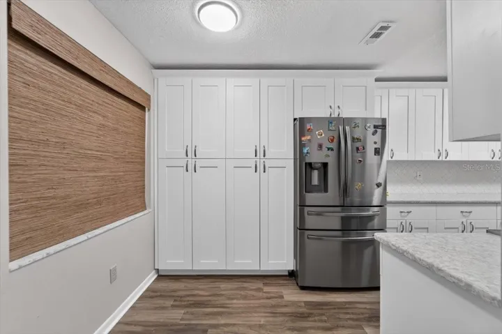 Kitchen pantry