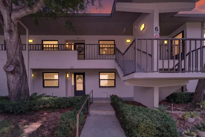 Harshaw Lake Park Condo - front
