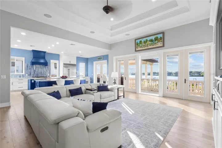 Comfort, Style &amp; Room to Gather