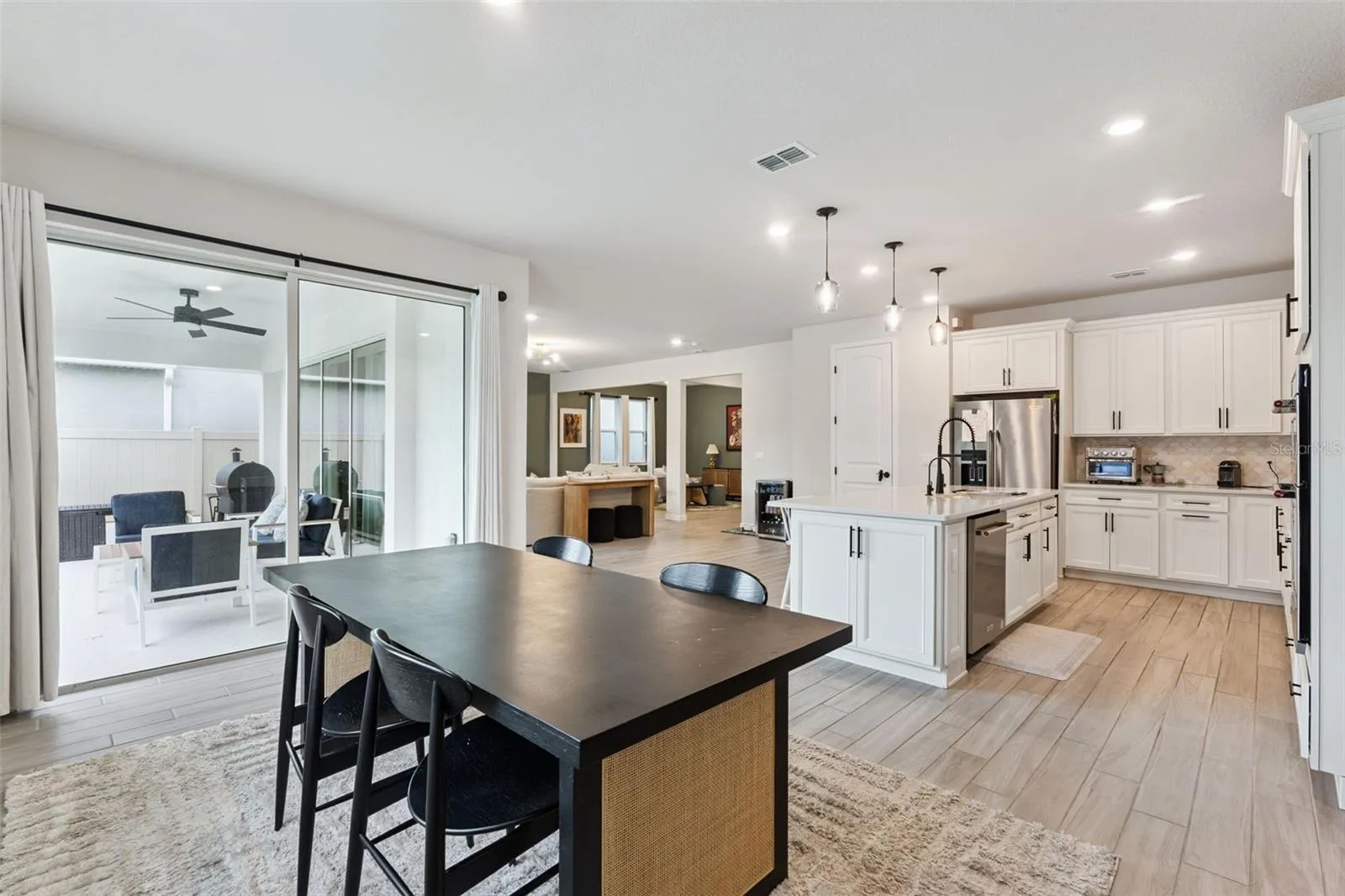 Kitchen and dinette