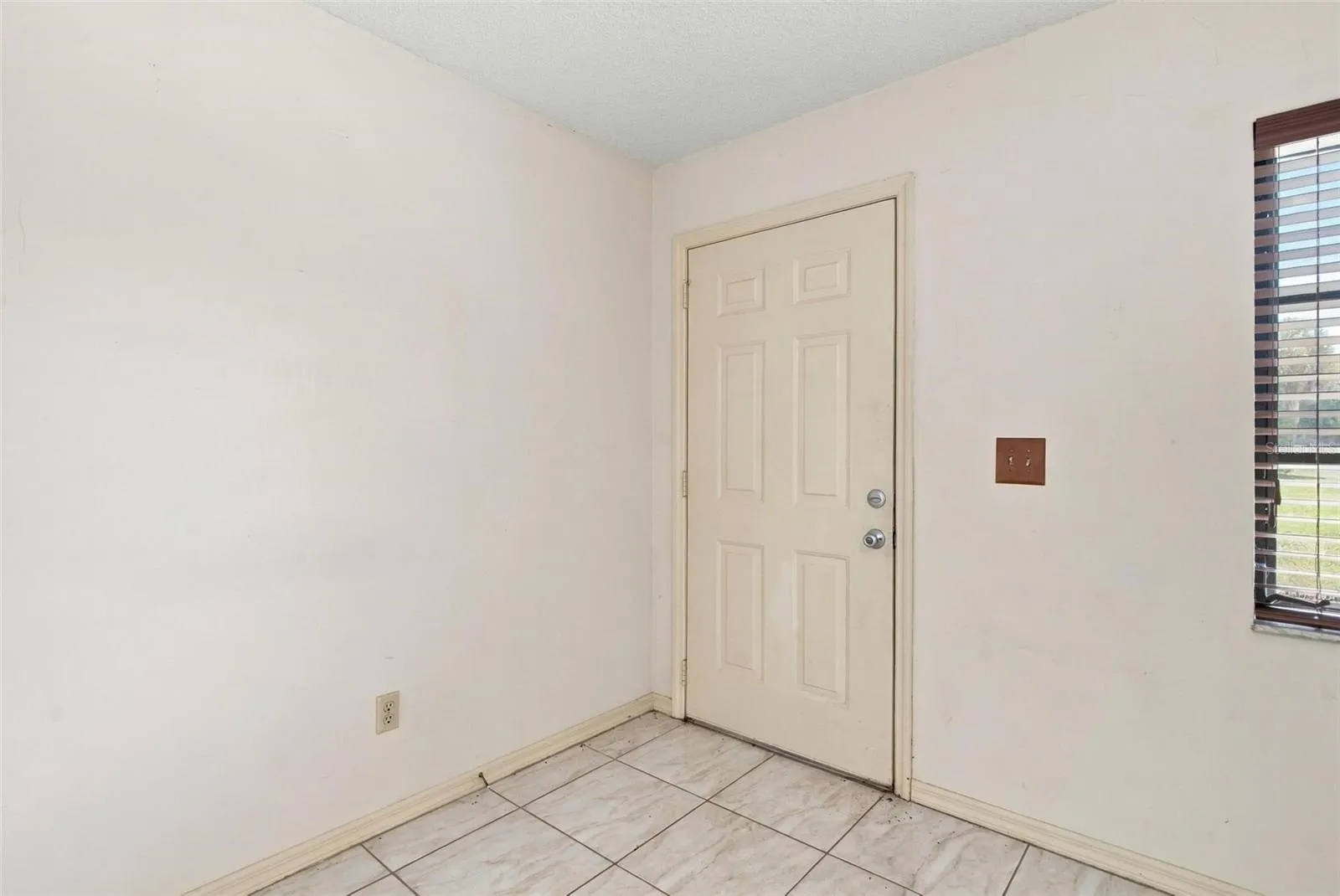 Guest house entryway.