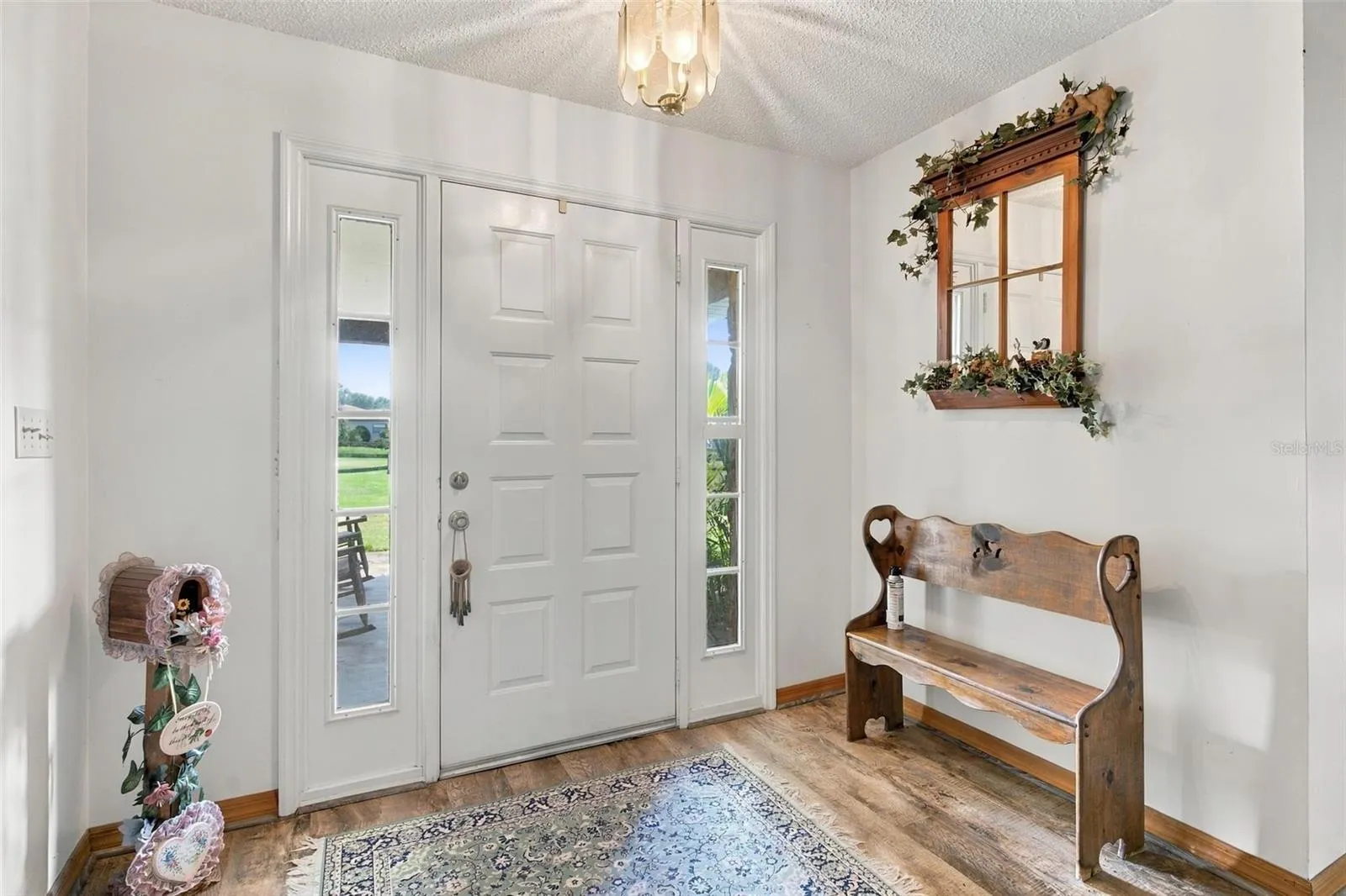 Interior entryway