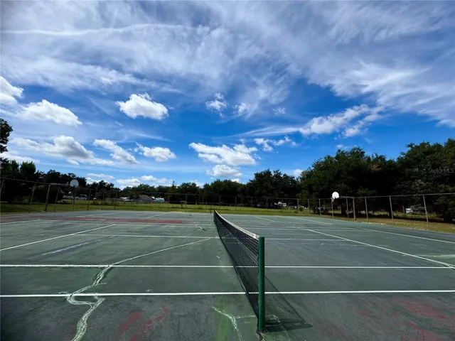 Community Tennis and Basketball Courts