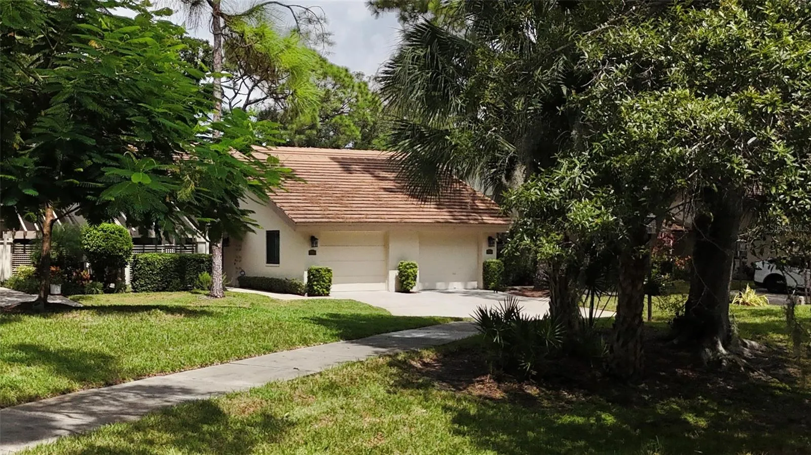 Exterior front view and walkway