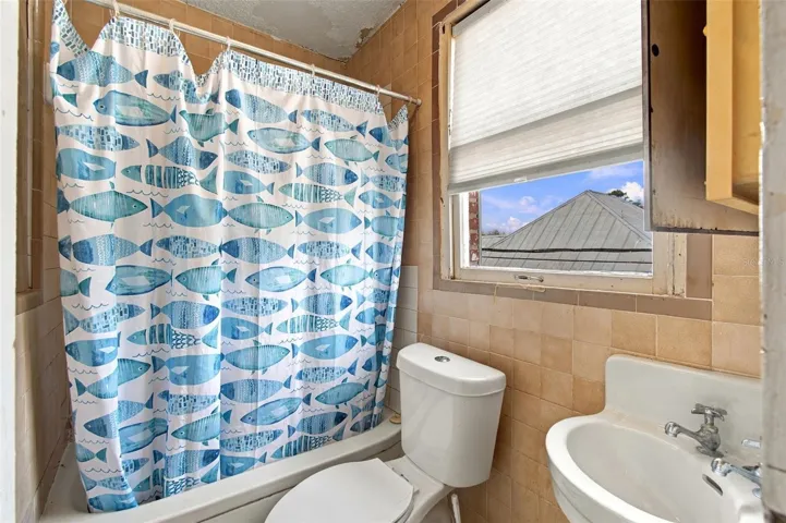 2nd floor bath