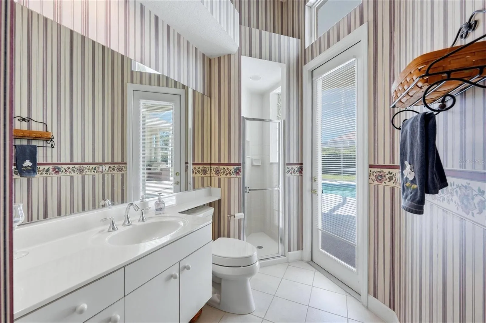 Pool/Guest Bath