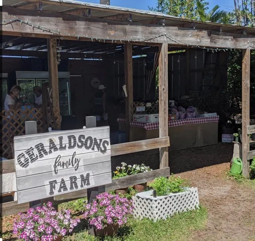 Geraldsons Farm Produce Stand