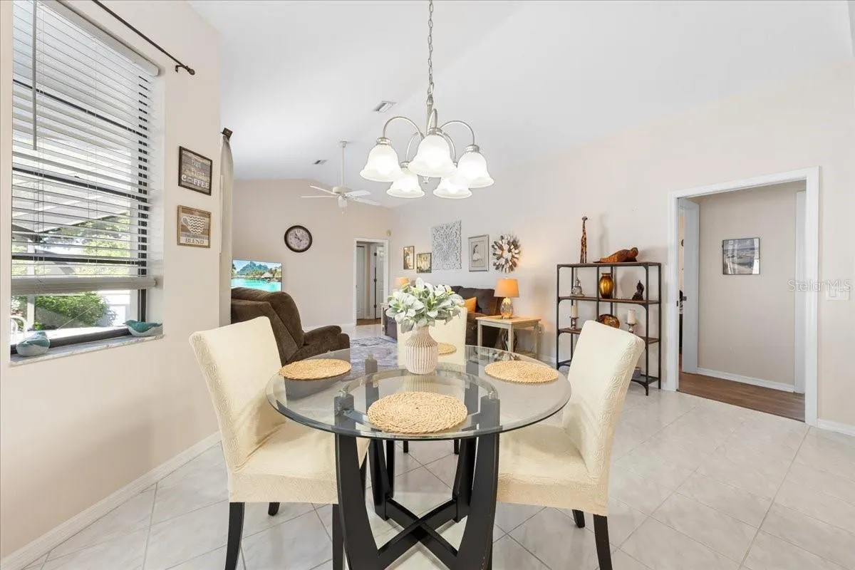 Breakfast Nook
