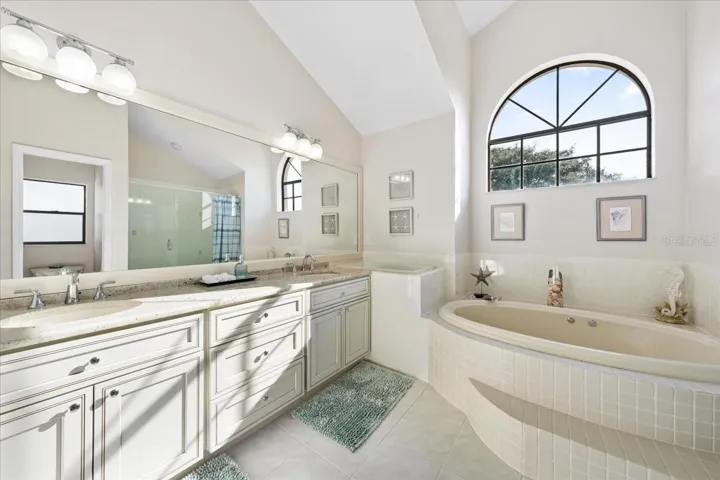 Primary Bath and Soaker Tub