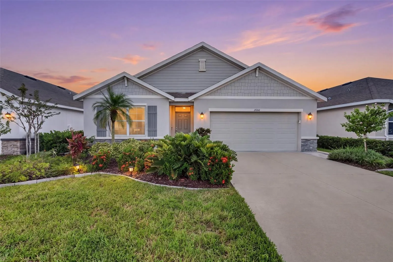 Beautiful "Cali" model home on a lake front setting.