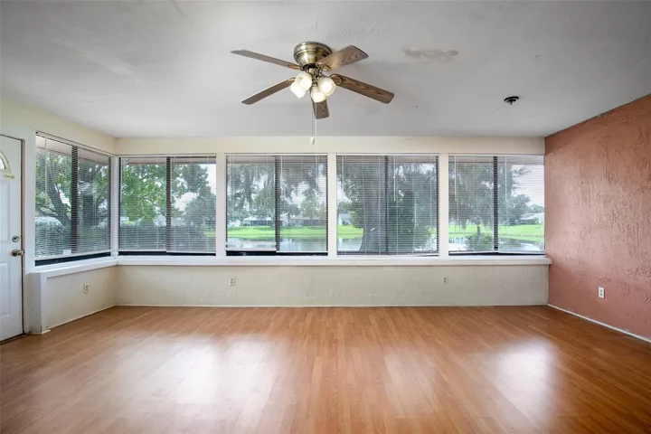 Huge Sunroom with water view