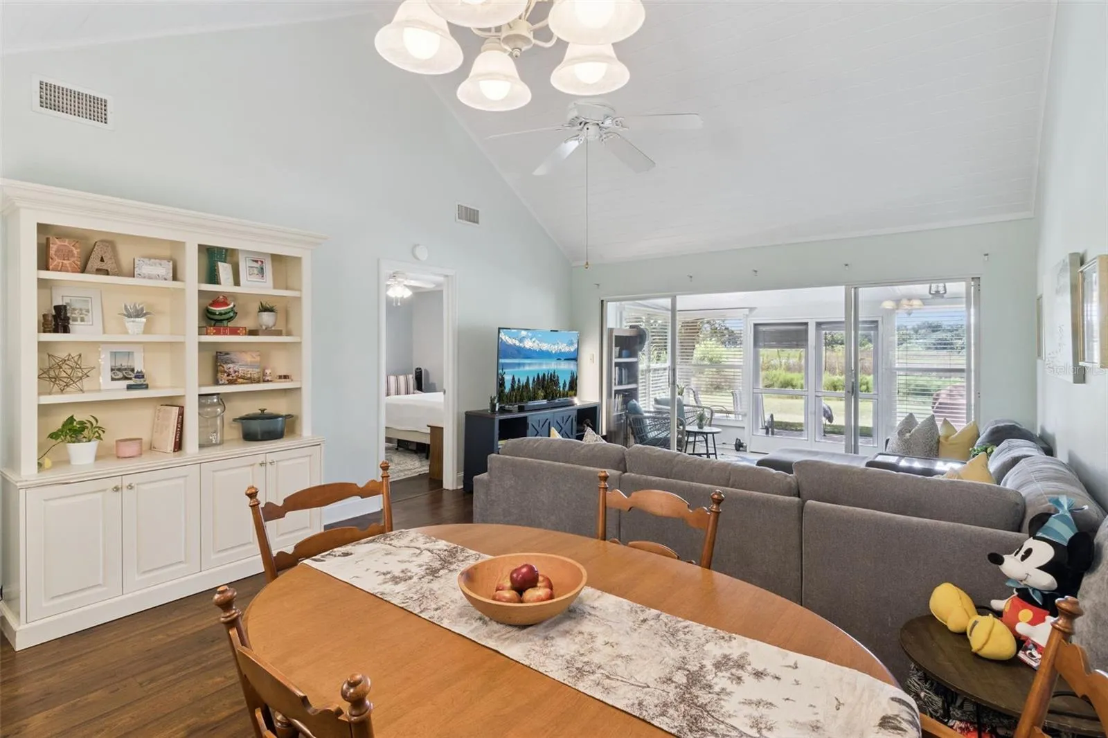 Crown molding in the living & dining areas add a luxury feel to the great room.