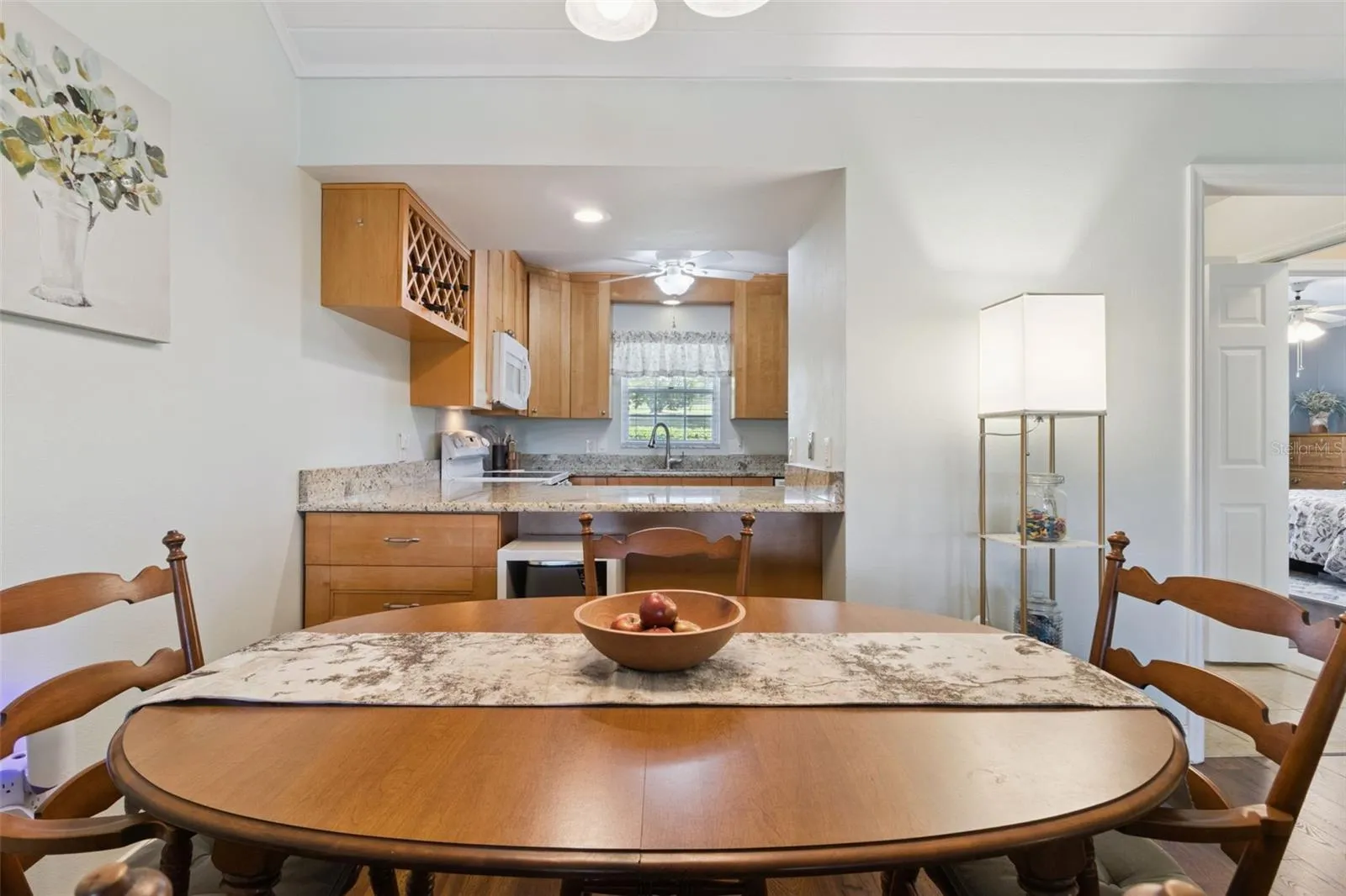 Multiple comfy places for meals, conversations and game-play.